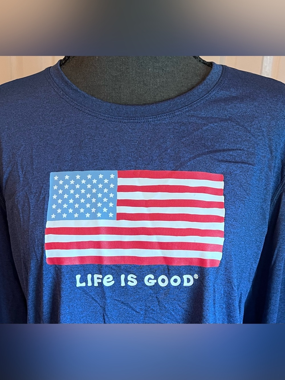 Life Is Good Navy Long Sleeve Active Tee Women’s Size Large Athleisure Americana - Picture 4 of 10